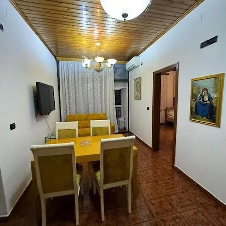 Braho House Apartment *